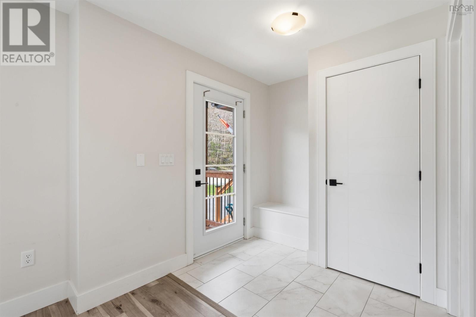 582b Herring Cove Road, Halifax, Nova Scotia  B3R 1X6 - Photo 5 - 202611347