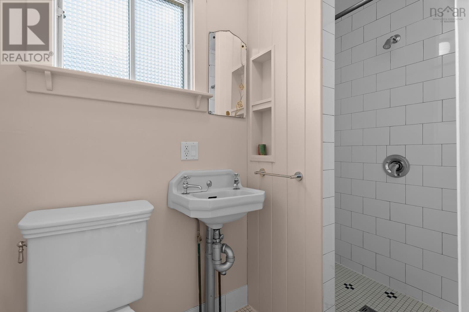 42 Church Street Street, Dartmouth, Nova Scotia  B2Y 1B1 - Photo 18 - 202611487
