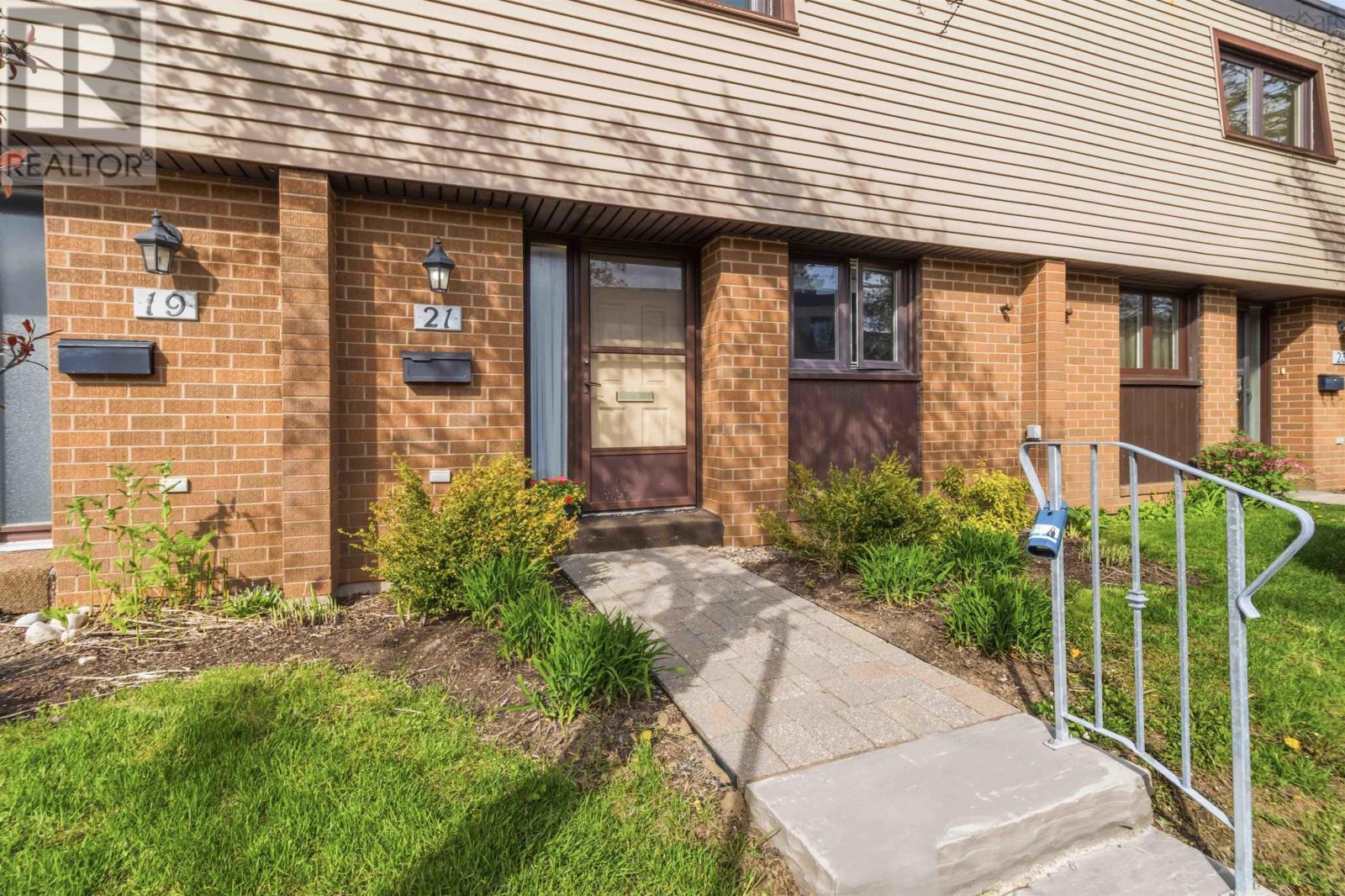 21 Forestside Crescent, halifax, Nova Scotia