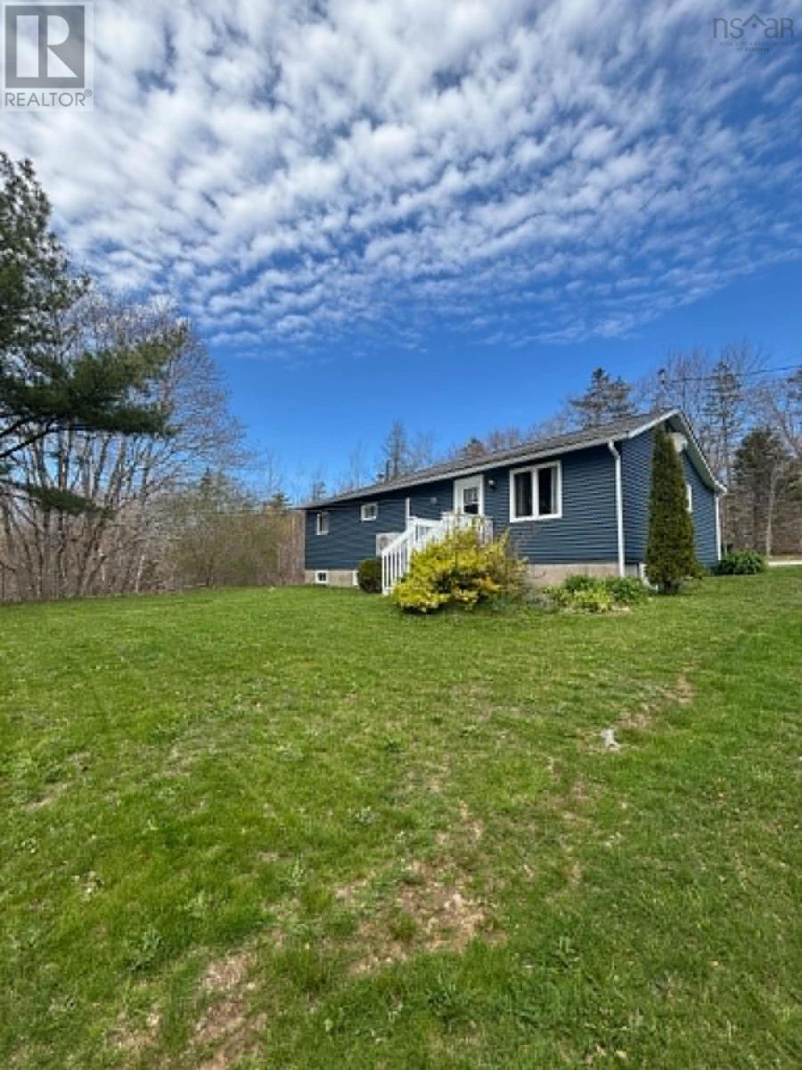 3 Gillifillan Lake Road, Quinan, Nova Scotia  B0W 3M0 - Photo 4 - 202611525