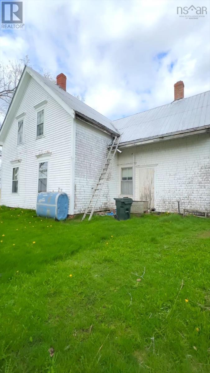 15 Lacey Road, Milford, Nova Scotia  B0N 1Y0 - Photo 11 - 202611557