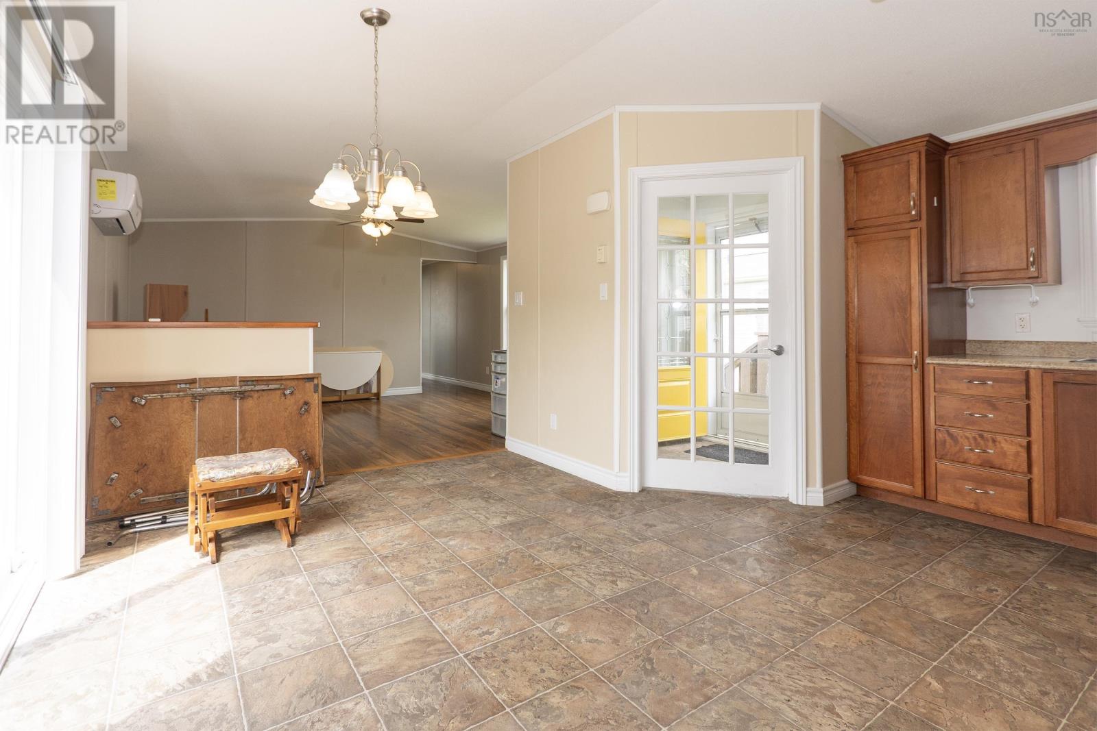 25 Pinehurst Street, Amherst, Nova Scotia  B4H 4X5 - Photo 8 - 202611566