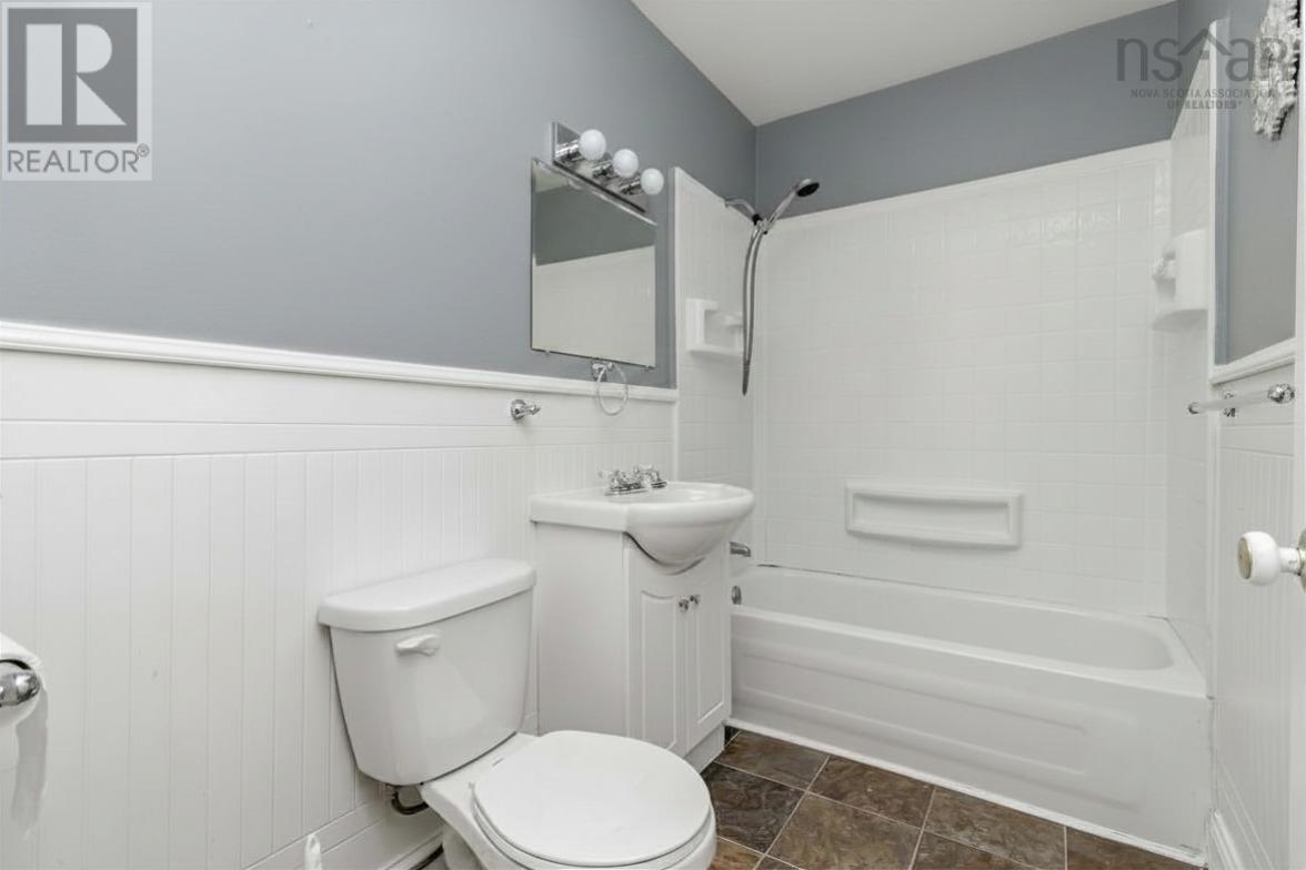 91 Meadowbrook Drive, Bedford, Nova Scotia  B4A 1V5 - Photo 15 - 202611569
