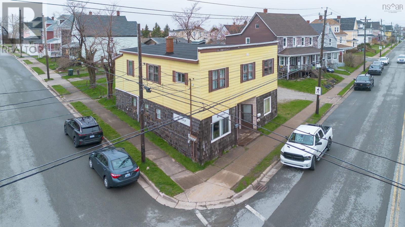 757 Victoria Road, Sydney, Nova Scotia  B1N 1J5 - Photo 3 - 202611581