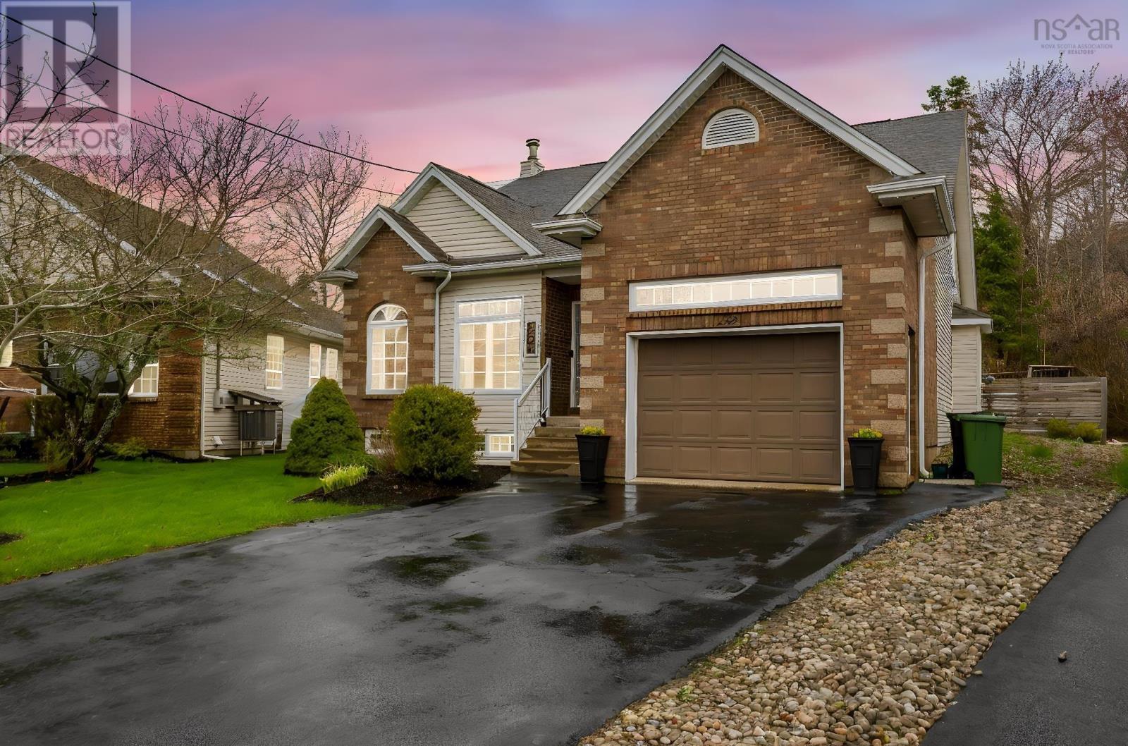 232 Summer Field Way, dartmouth, Nova Scotia