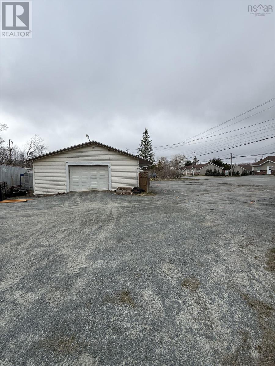 1323 Highway 2, Lantz, Nova Scotia  B2S 1Z2 - Photo 4 - 202611602