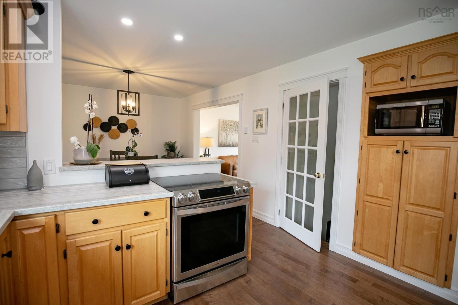 8 Penny Lane, Amherst, Nova Scotia  B4H 4V4 - Photo 28 - 202611890