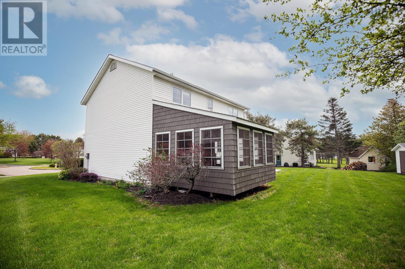 8 Penny Lane, Amherst, Nova Scotia  B4H 4V4 - Photo 7 - 202611890