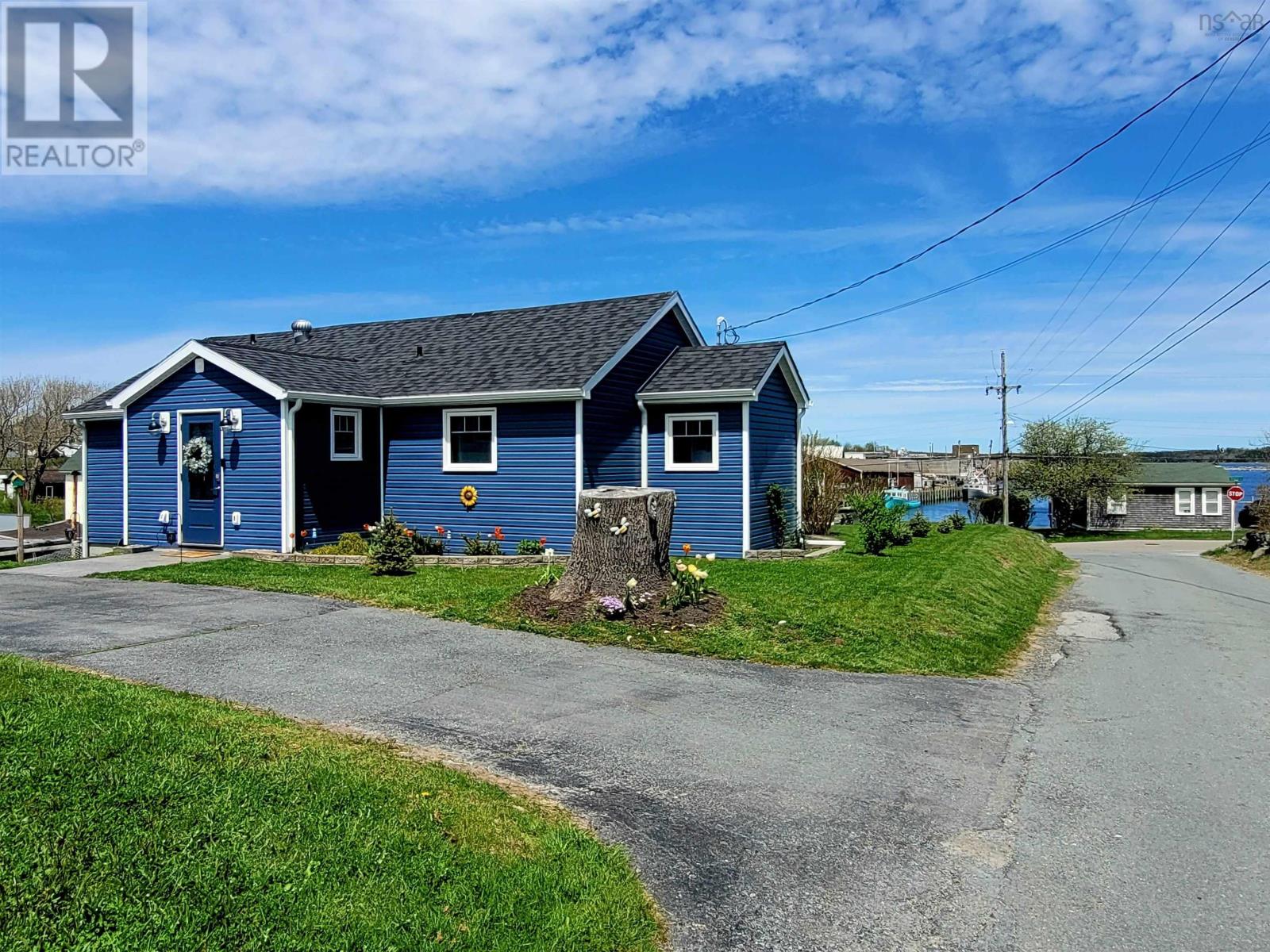 83 South Street, Lockeport, Nova Scotia  B0T 1L0 - Photo 36 - 202611939
