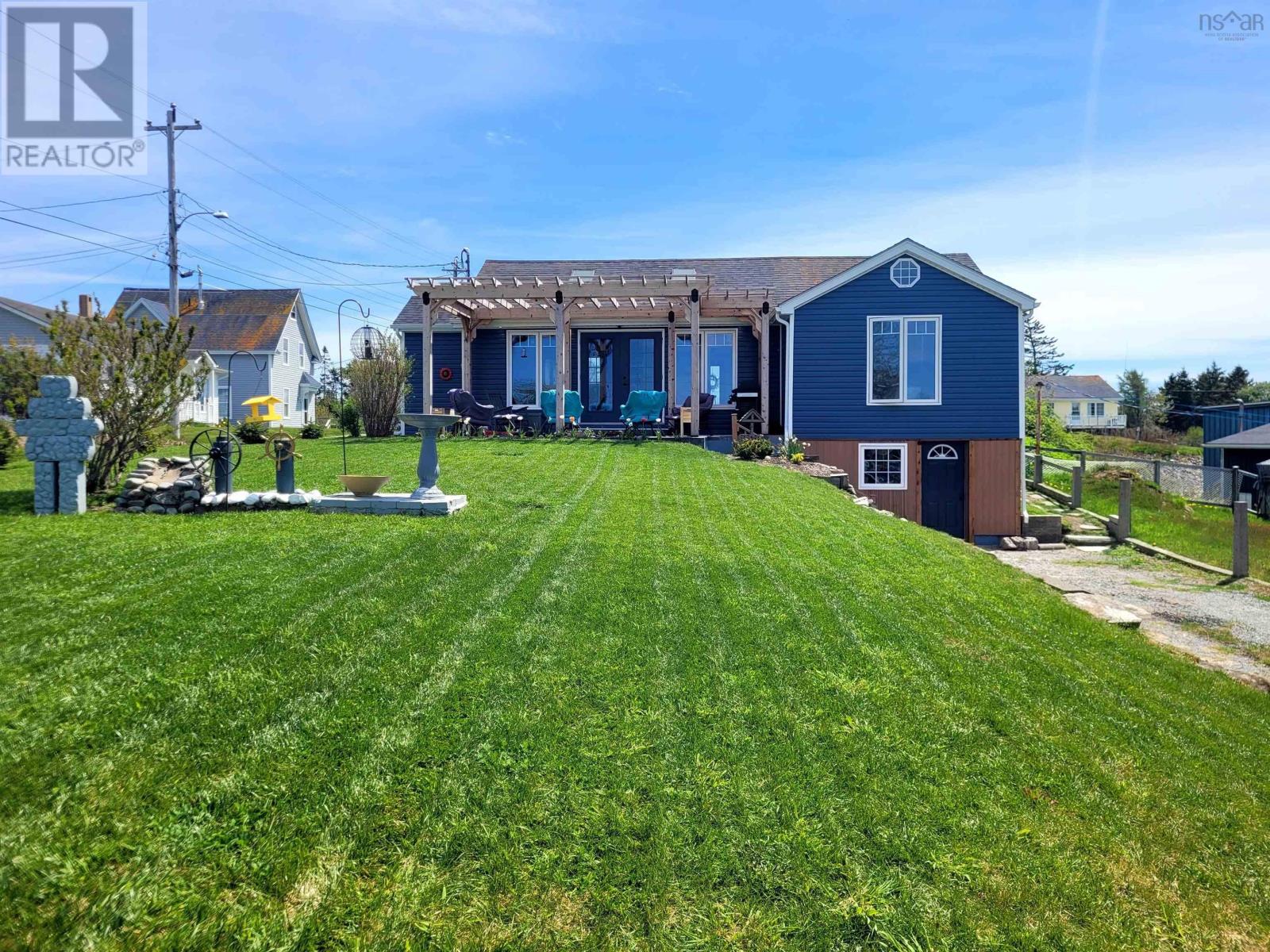 83 South Street, Lockeport, Nova Scotia  B0T 1L0 - Photo 4 - 202611939