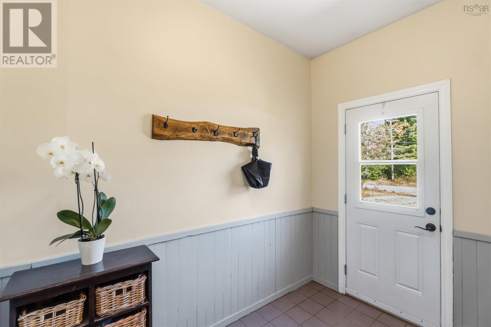 2410 Loretta Avenue, Coldbrook, Nova Scotia  B4R 1A7 - Photo 4 - 202611940