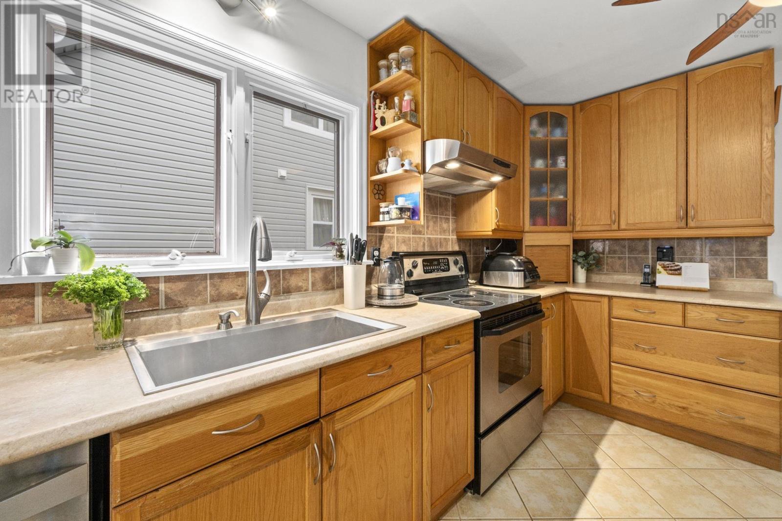 3162 Romans Avenue, Halifax, Nova Scotia  B3L 3W9 - Photo 12 - 202611958