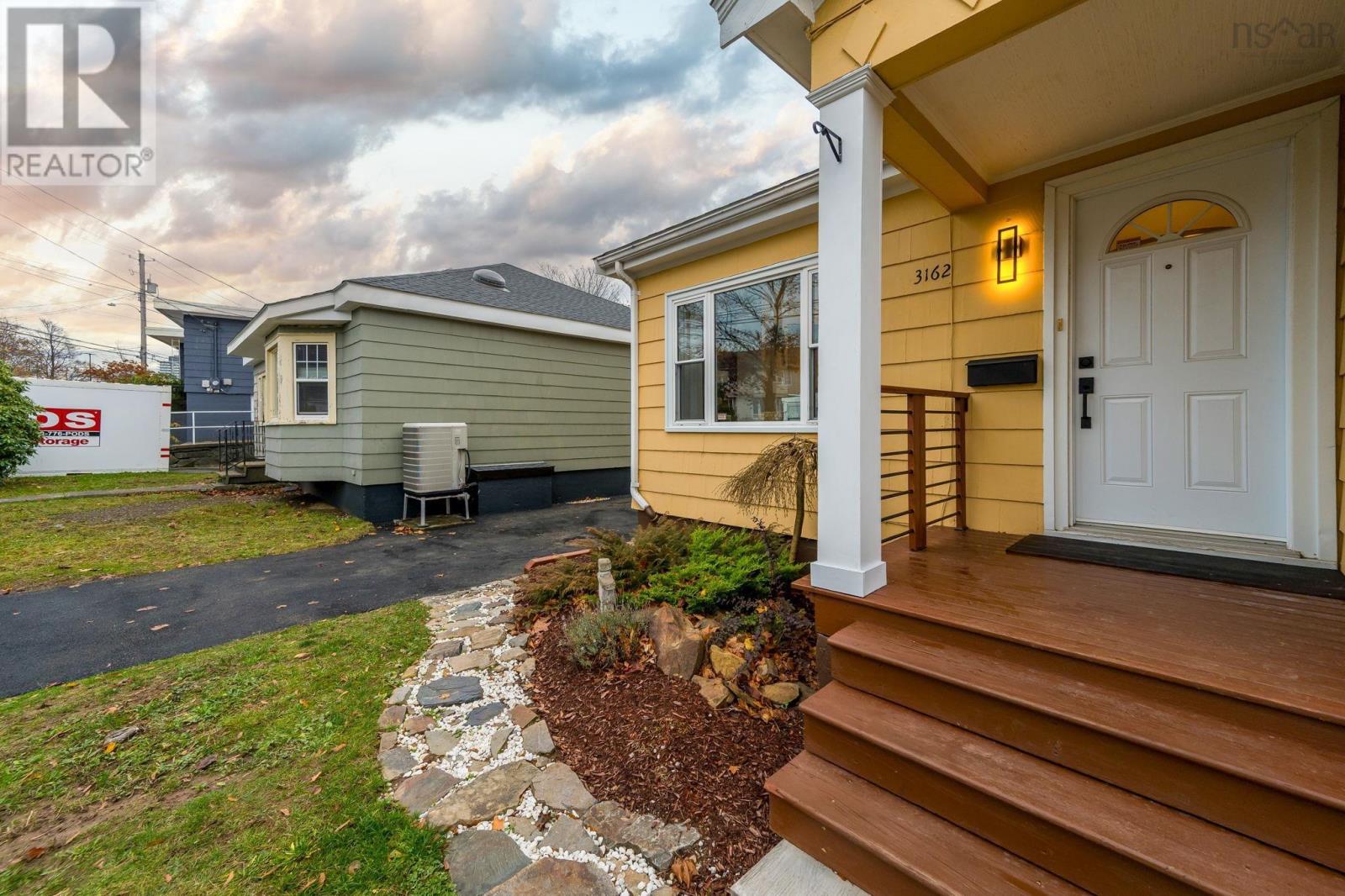 3162 Romans Avenue, Halifax, Nova Scotia  B3L 3W9 - Photo 3 - 202611958