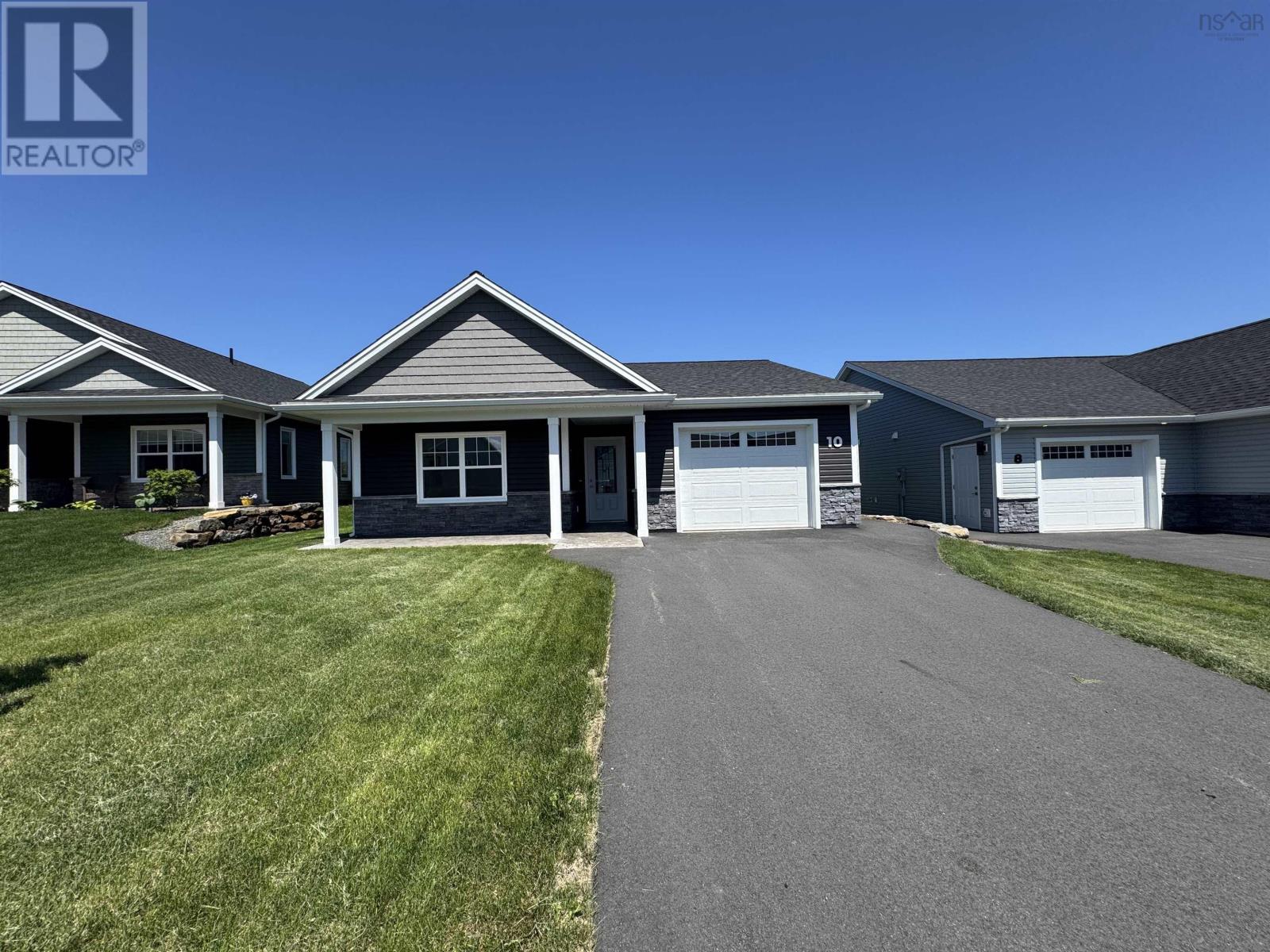 10 Elizabeth Avenue, Garlands Crossing, Nova Scotia  B0N 2T0 - Photo 2 - 202612348