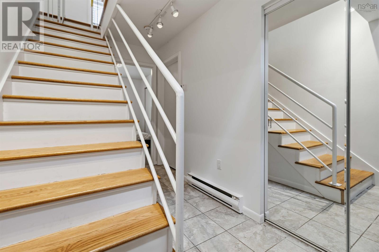 2 1345 Dresden Row, Halifax, Nova Scotia  B3J 2J9 - Photo 2 - 202612402