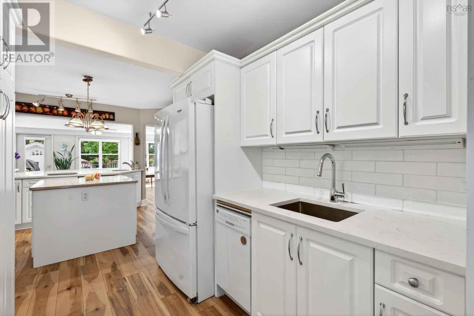 2434 Connaught Avenue, Halifax, Nova Scotia  B3L 2Z4 - Photo 6 - 202612414