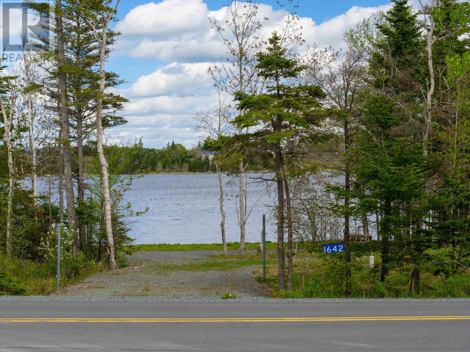 1642 Crowell Road, East Lawrencetown, Nova Scotia  B2Z 1N5 - Photo 20 - 202612435
