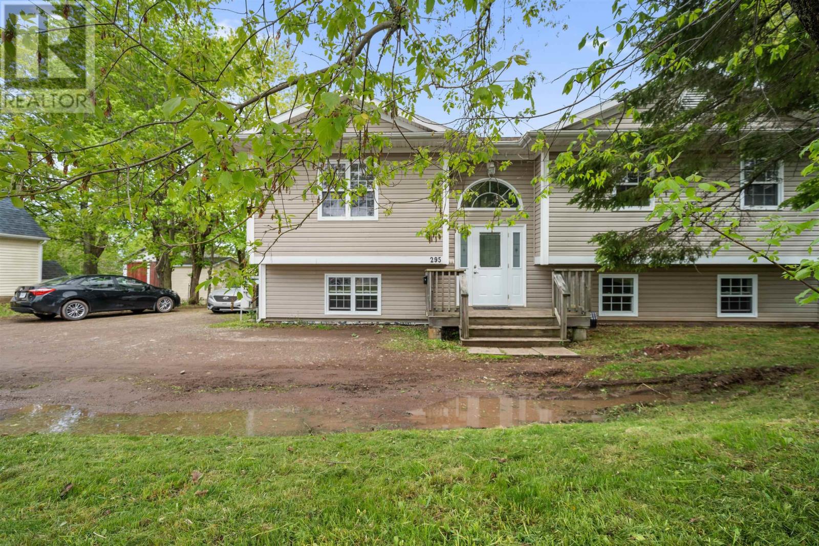 295 Queen Street, Truro, Nova Scotia  B2N 2C2 - Photo 2 - 202612509