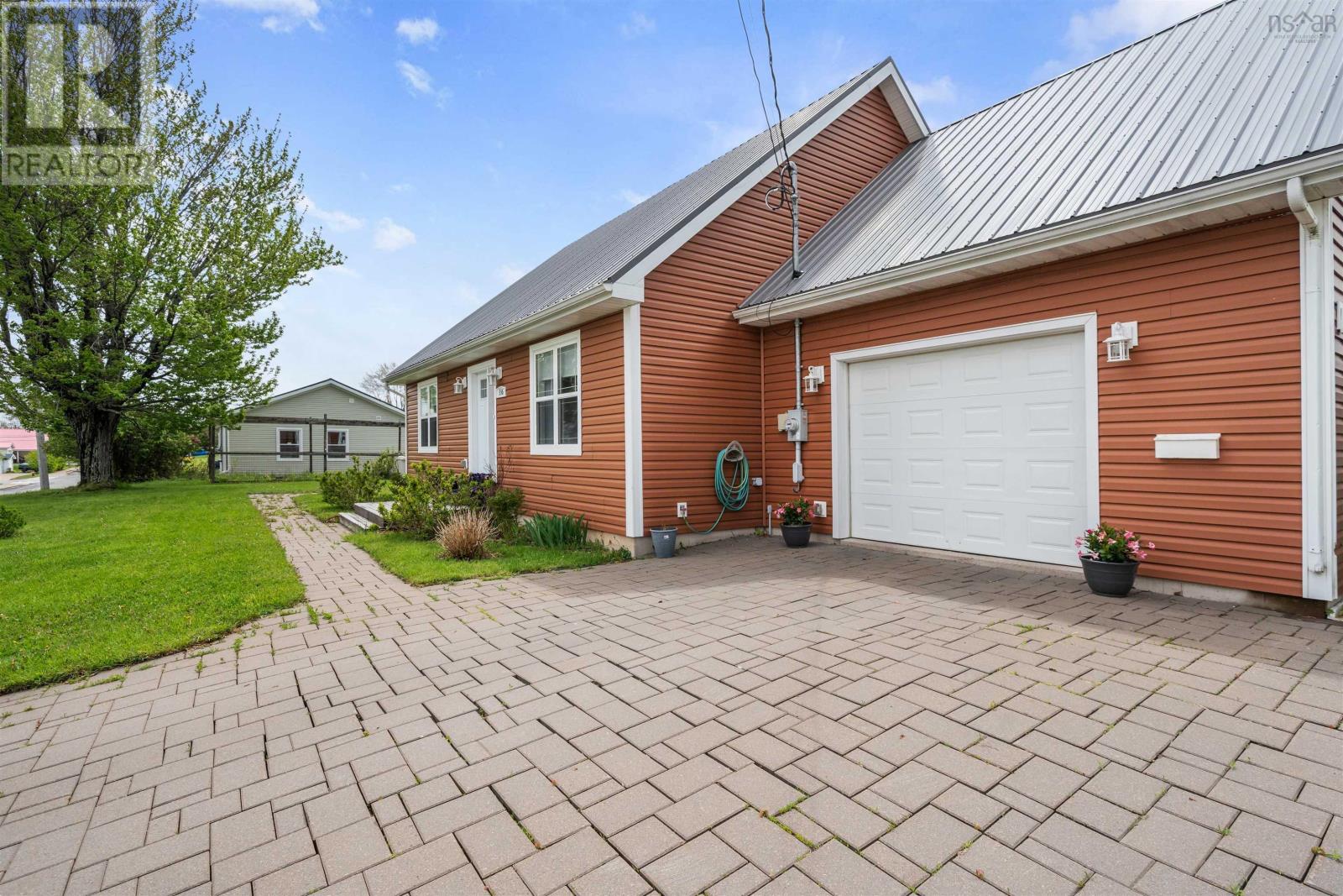 336 Beech Street, New Glasgow, Nova Scotia  B2H 1A2 - Photo 4 - 202612543