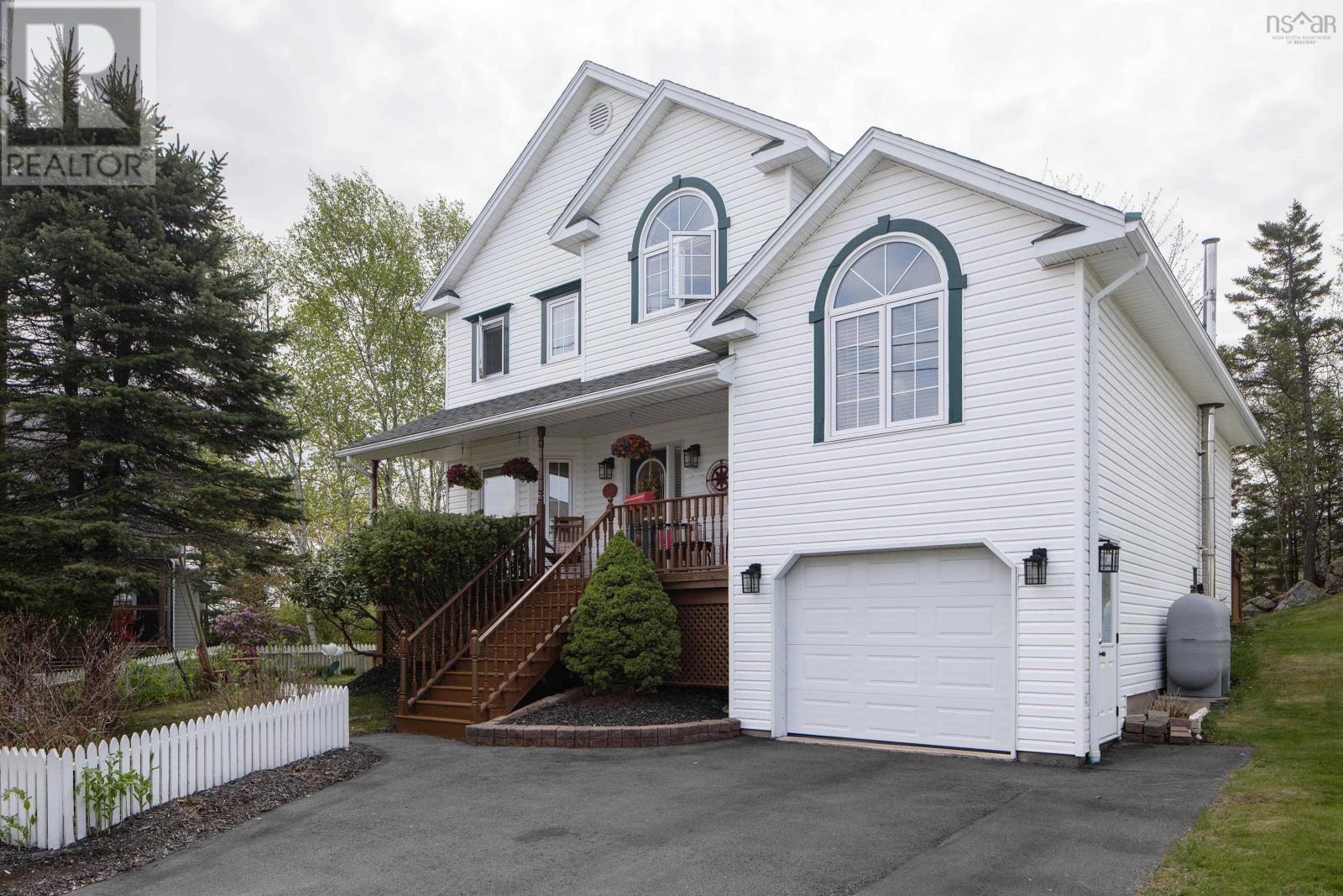 10 Blanchard Crescent, Bedford, Nova Scotia  B4A 4C5 - Photo 2 - 202612565