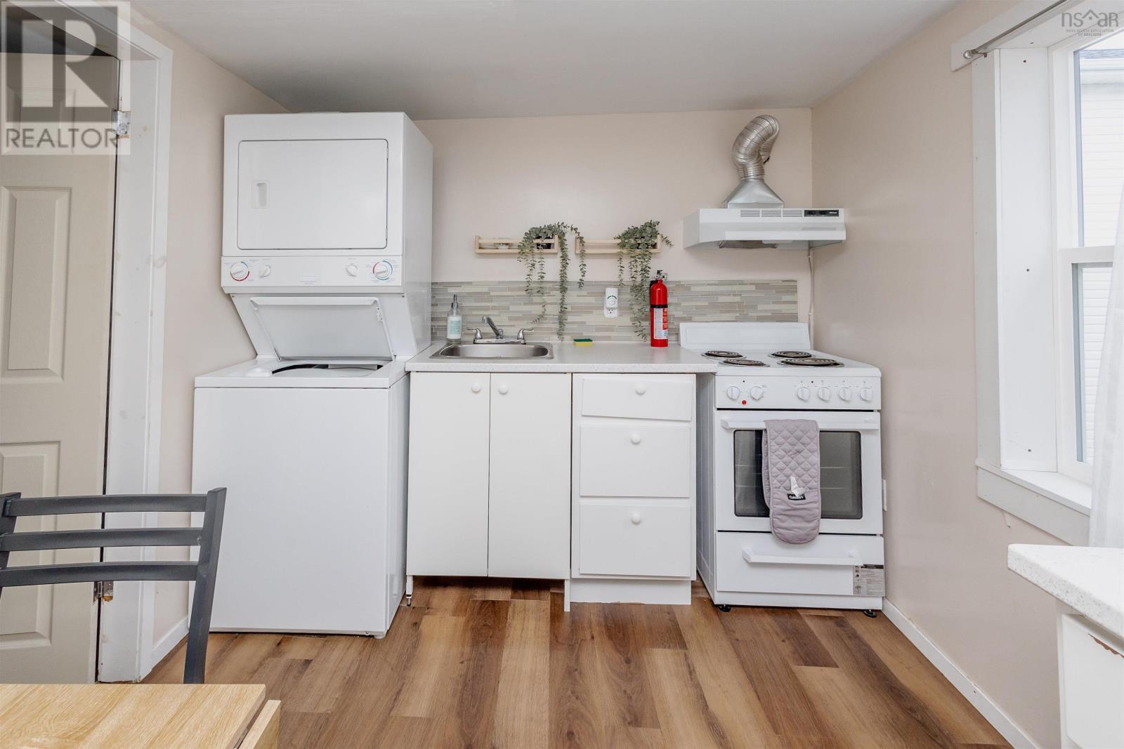 14 Catherine Street, North Sydney, Nova Scotia  B2A 2G7 - Photo 20 - 202612698