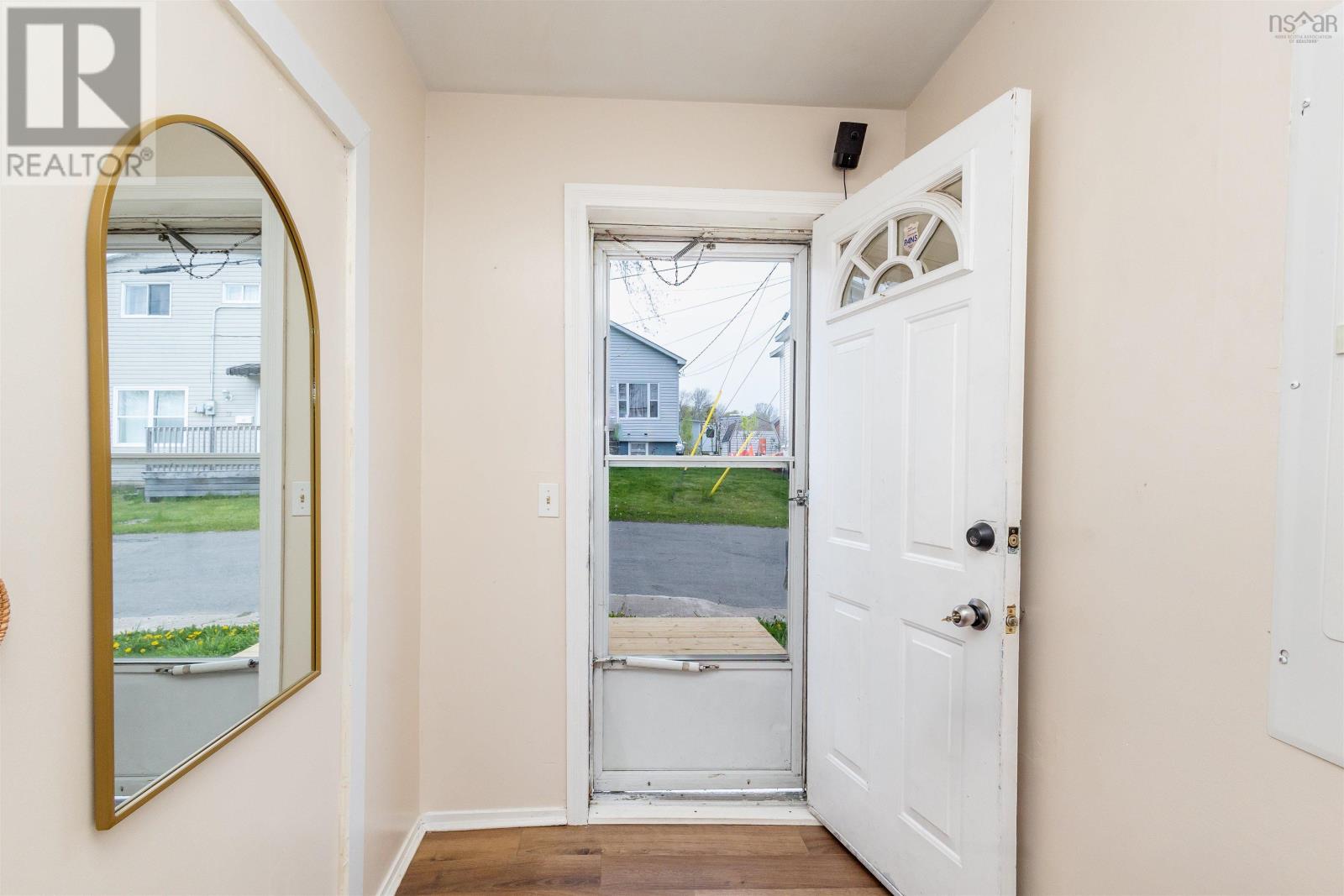 14 Catherine Street, North Sydney, Nova Scotia  B2A 2G7 - Photo 5 - 202612698
