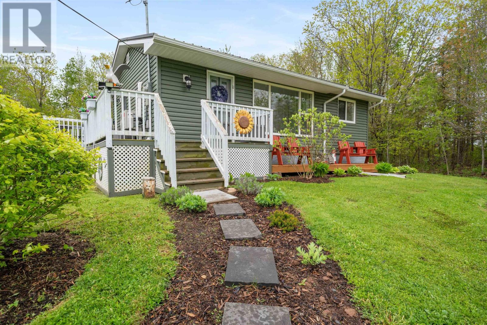 2315 Highway 2, Milford, Nova Scotia  B0N 1Y0 - Photo 2 - 202612771