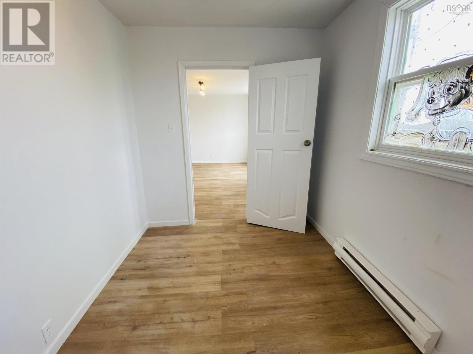 16 Seventh Street, Glace Bay, Nova Scotia  B1A 4K3 - Photo 10 - 202612774