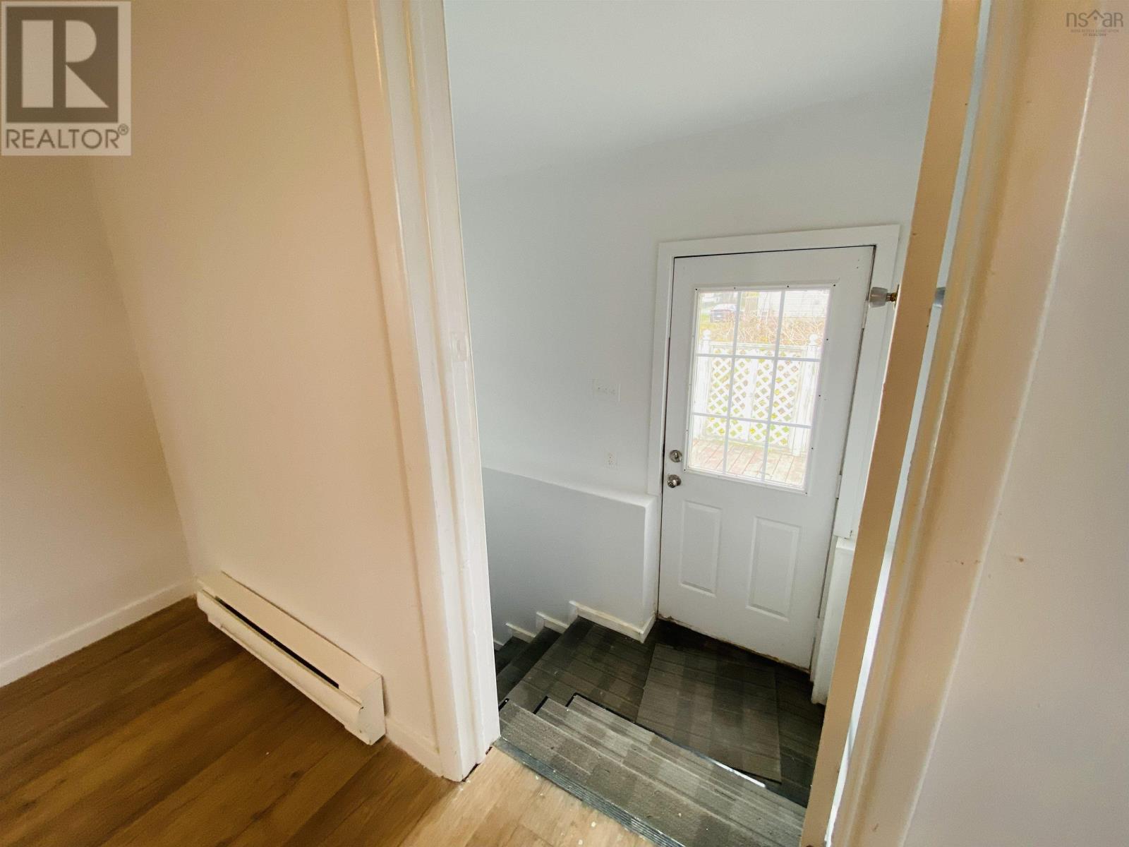 16 Seventh Street, Glace Bay, Nova Scotia  B1A 4K3 - Photo 13 - 202612774