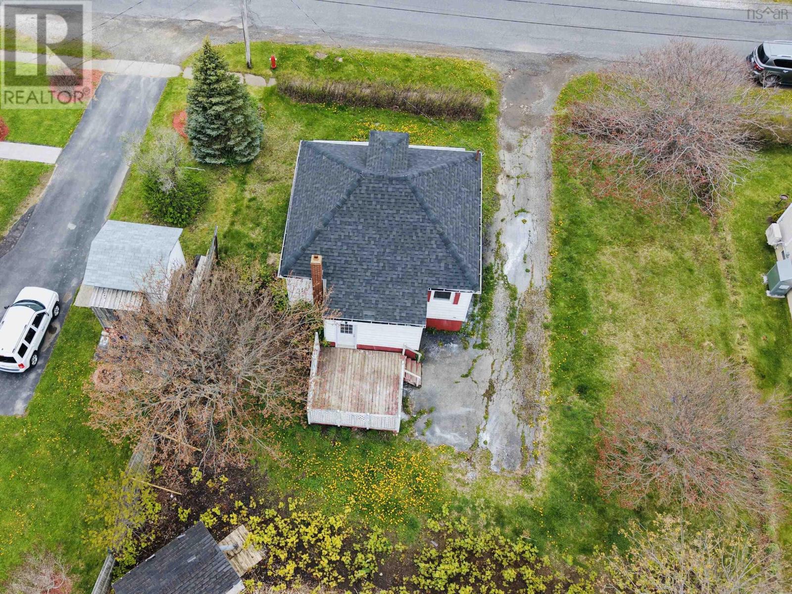 16 Seventh Street, Glace Bay, Nova Scotia  B1A 4K3 - Photo 31 - 202612774