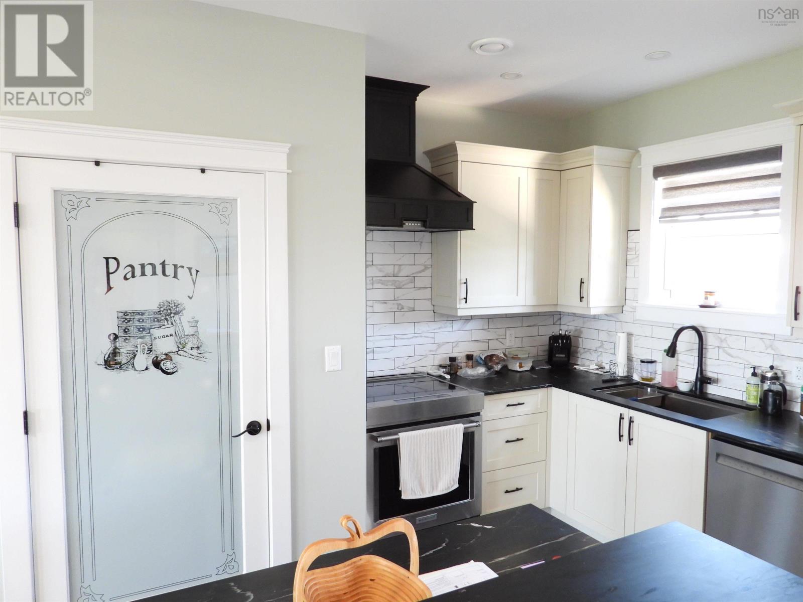 40 Old Oak Island Road, Lockhartville, Nova Scotia  B4P 2R3 - Photo 5 - 202612904