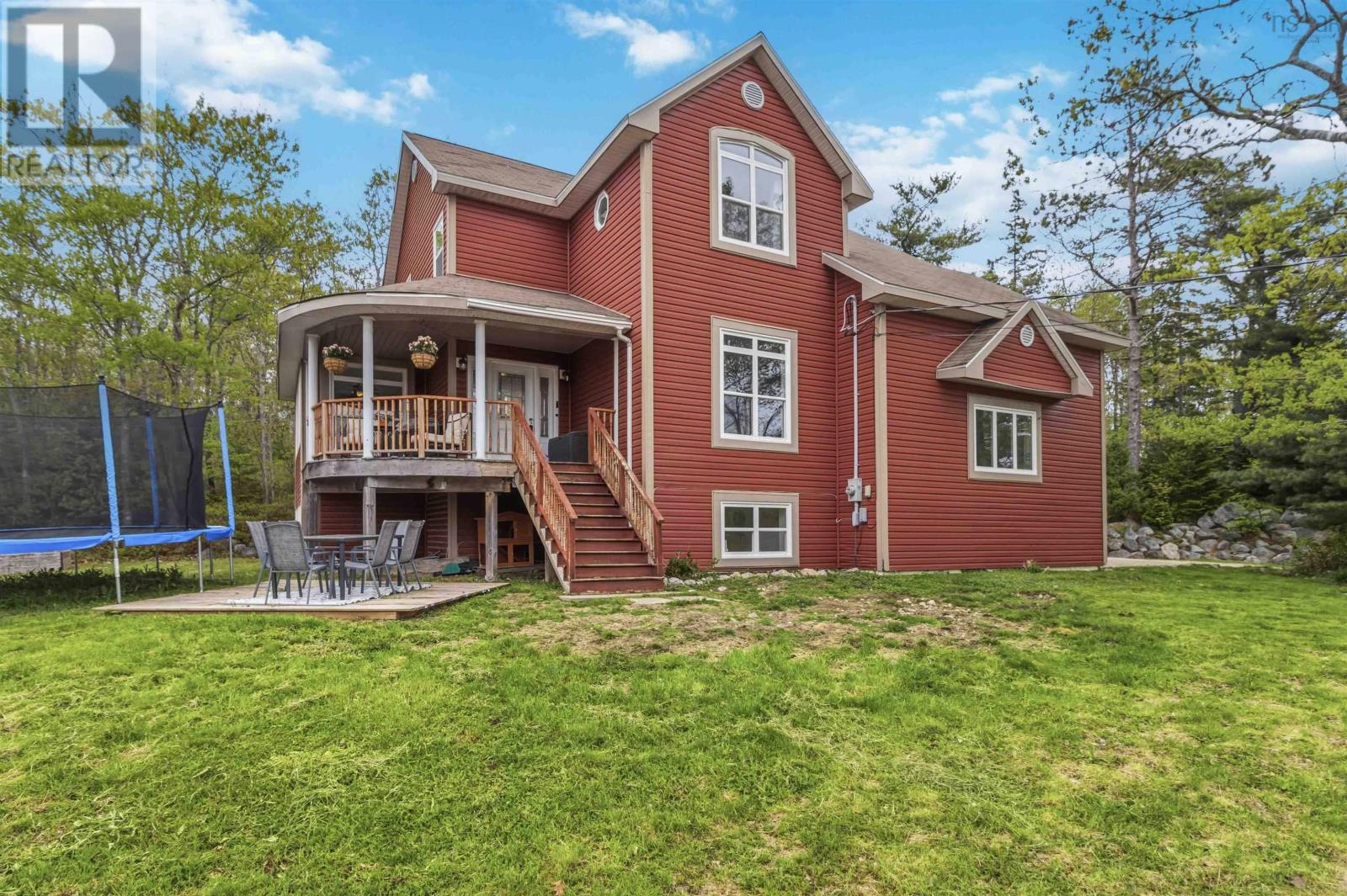 100 Clayton Drive, Hubbards, Nova Scotia  B0J 1T0 - Photo 2 - 202612906
