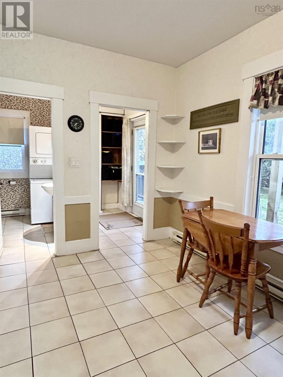 12 Hector Street, Port Maitland, Nova Scotia  B5A 5R8 - Photo 3 - 202613148