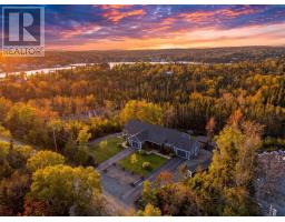27/29 27 Pioneer Hill, whites lake, Nova Scotia