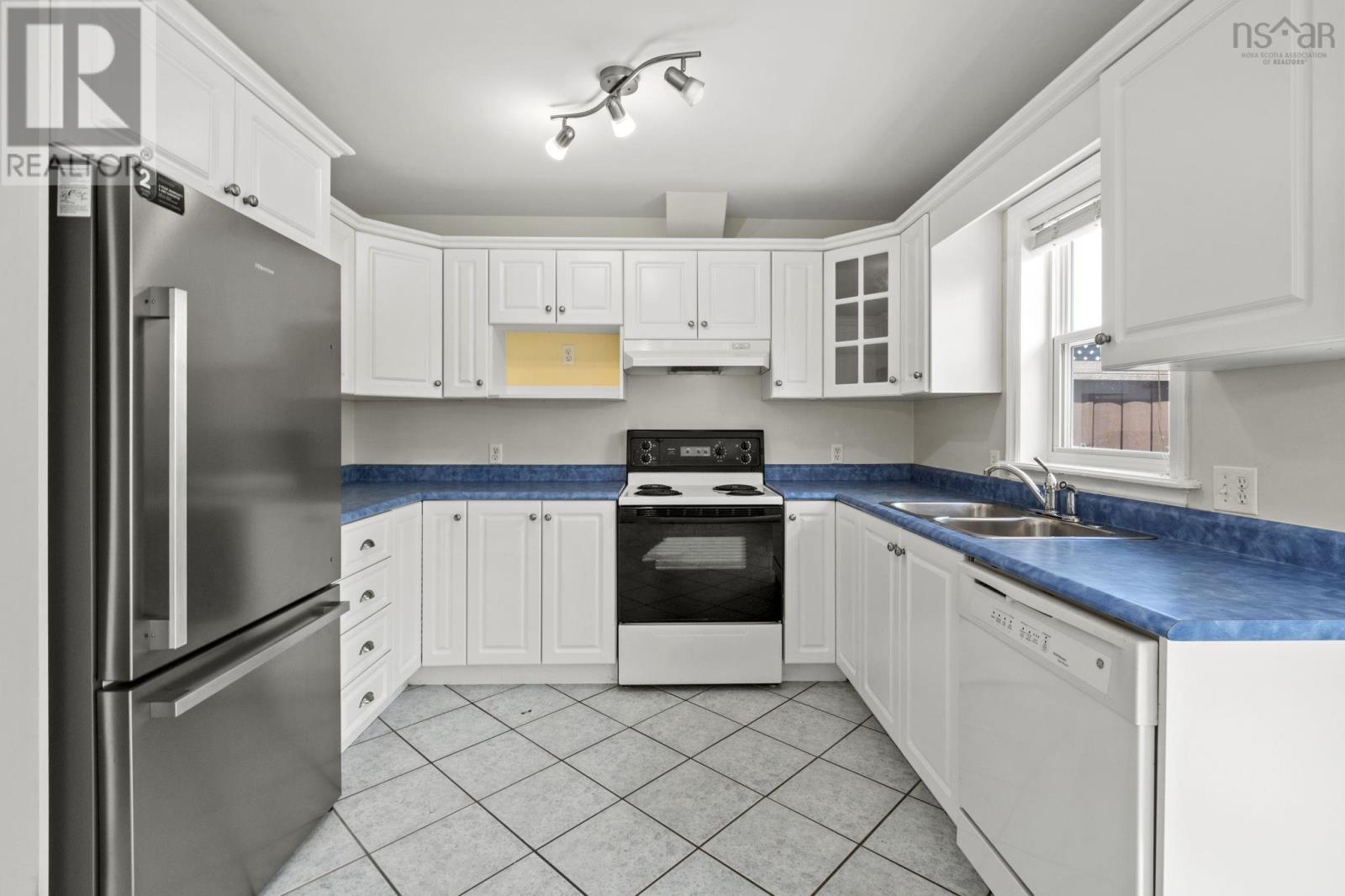 64 Whitehall Crescent, Dartmouth, Nova Scotia  B2W 6N3 - Photo 12 - 202613515
