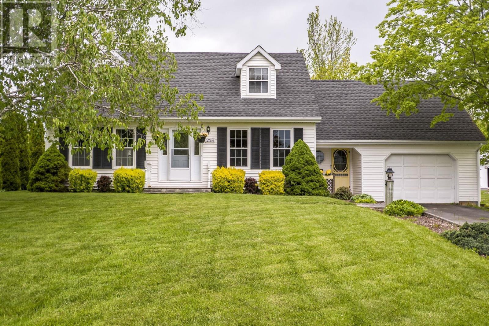 258 Falmouth Dyke Road, Falmouth, Nova Scotia  B0P 1L0 - Photo 2 - 202613536