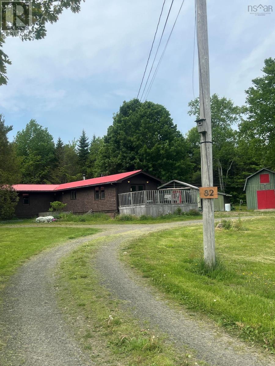 82 Morganville Road, Bear River, Nova Scotia  B0S 1B0 - Photo 2 - 202613540