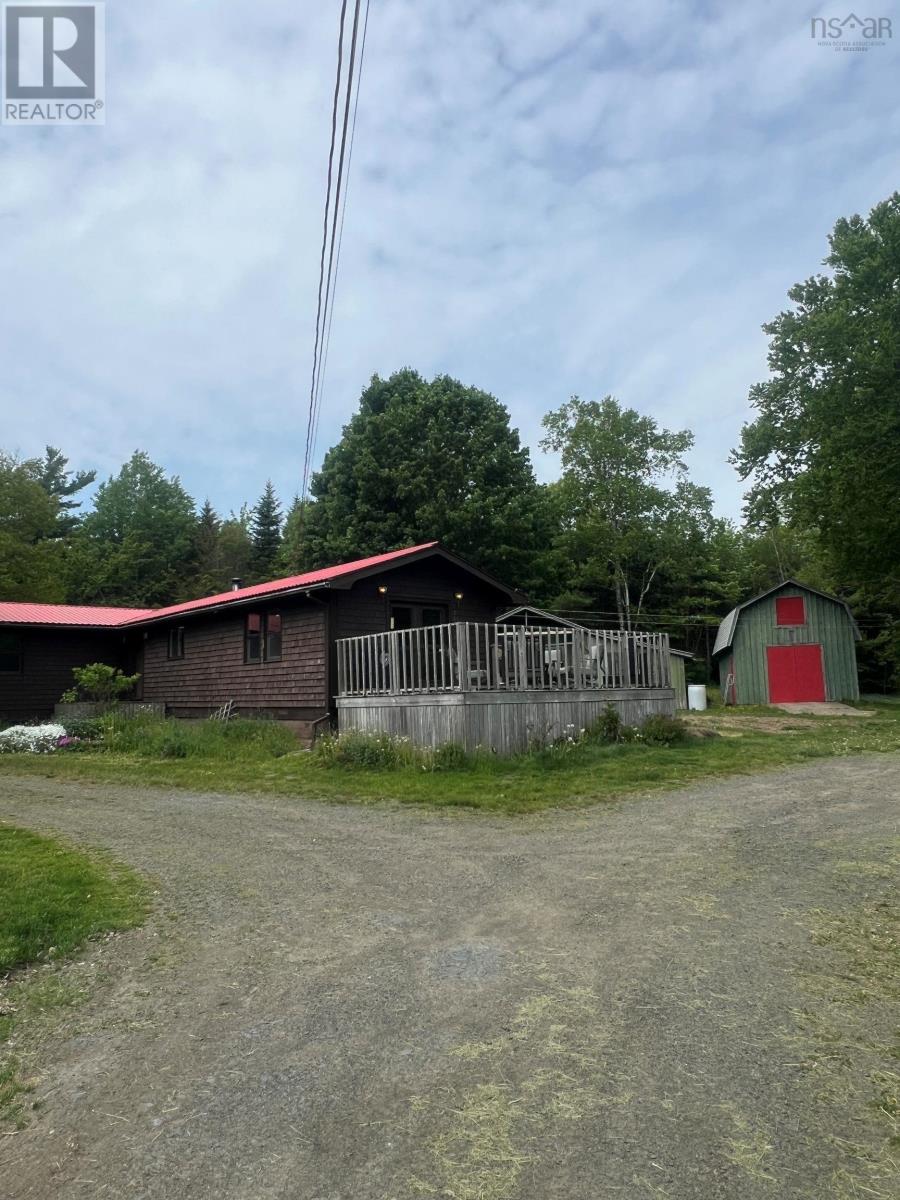 82 Morganville Road, Bear River, Nova Scotia  B0S 1B0 - Photo 3 - 202613540