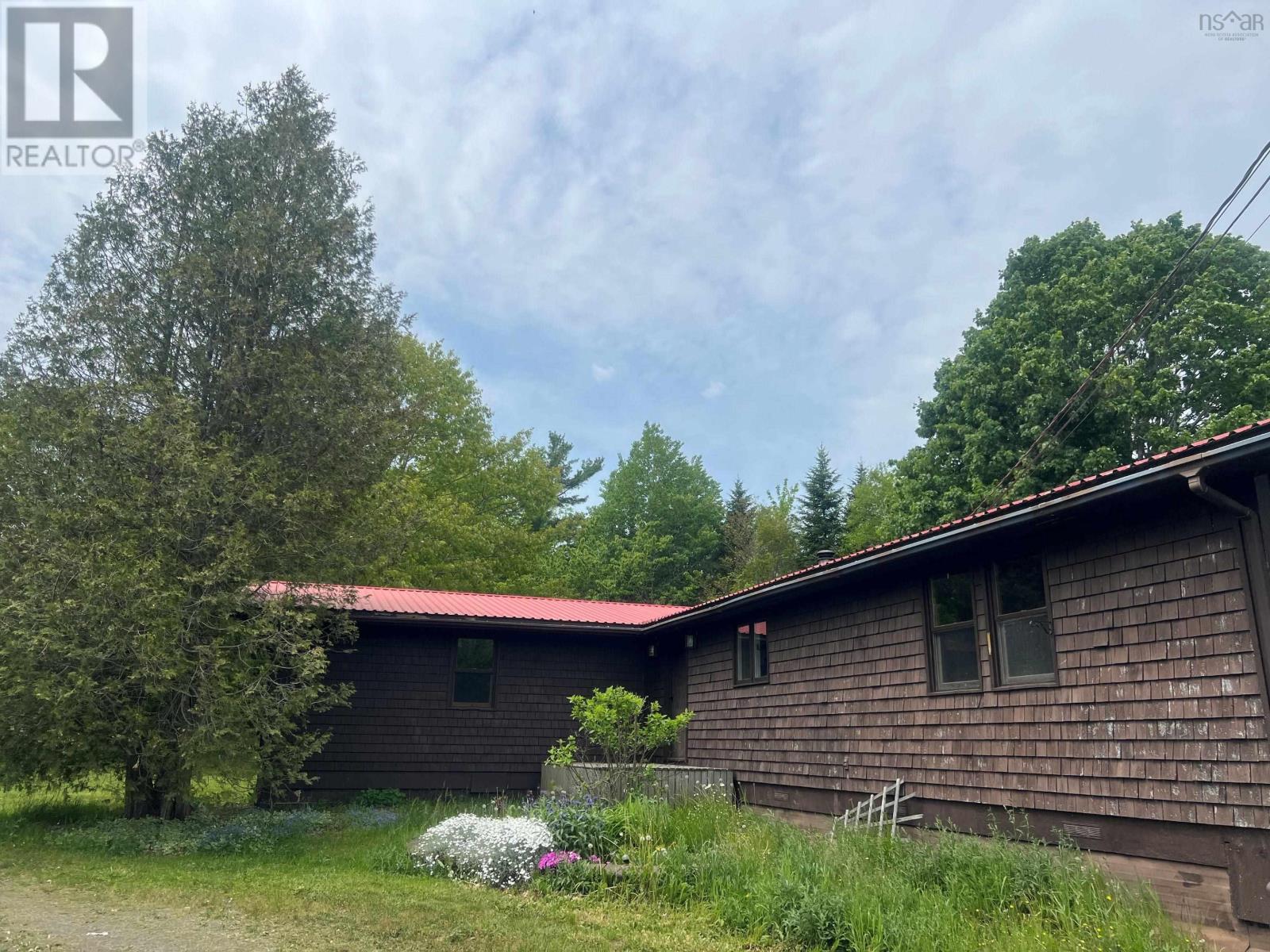 82 Morganville Road, Bear River, Nova Scotia  B0S 1B0 - Photo 6 - 202613540