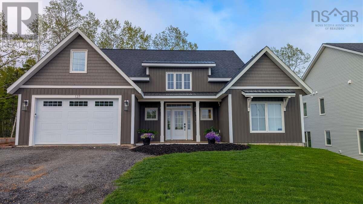 127 Stirling Avenue, Wolfville, Nova Scotia  B4P 2N3 - Photo 2 - 202613542