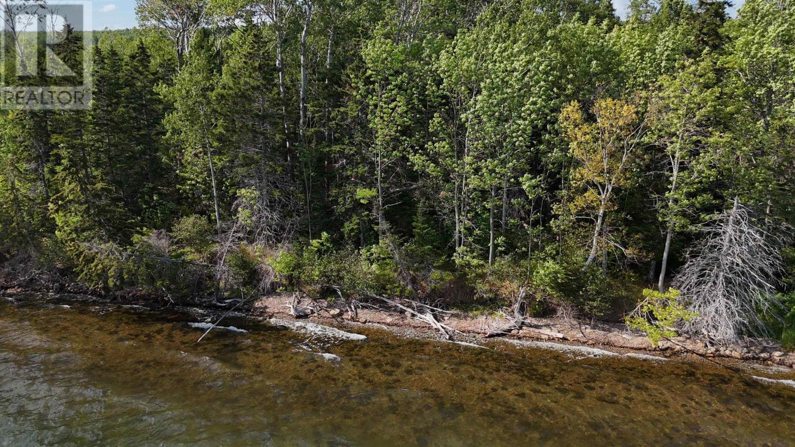 105 Highway, Baddeck Inlet, Nova Scotia  B0E 1B0 - Photo 3 - 202613548