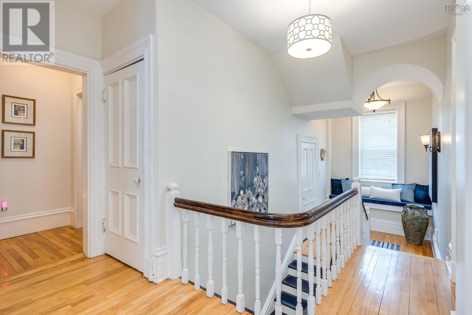 602 Francklyn Street, Halifax, Nova Scotia  B3H 3B4 - Photo 6 - 202613568