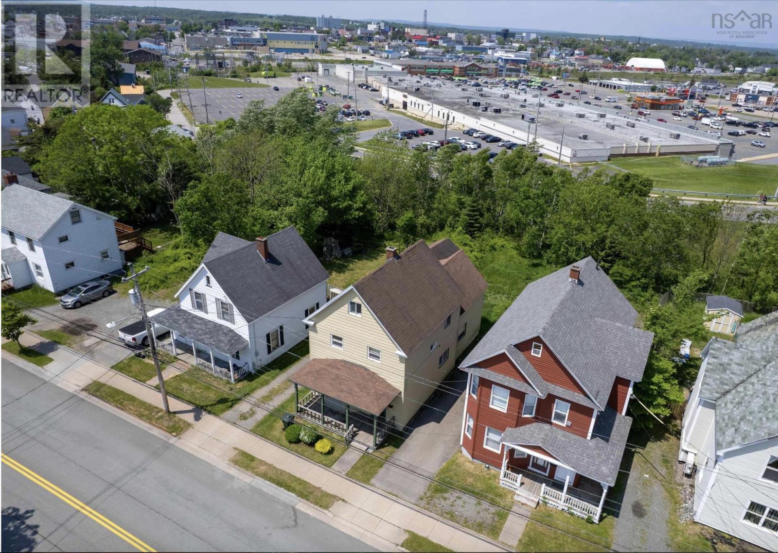 391 Townsend Street, Sydney, Nova Scotia  B1P 5G3 - Photo 4 - 202613587