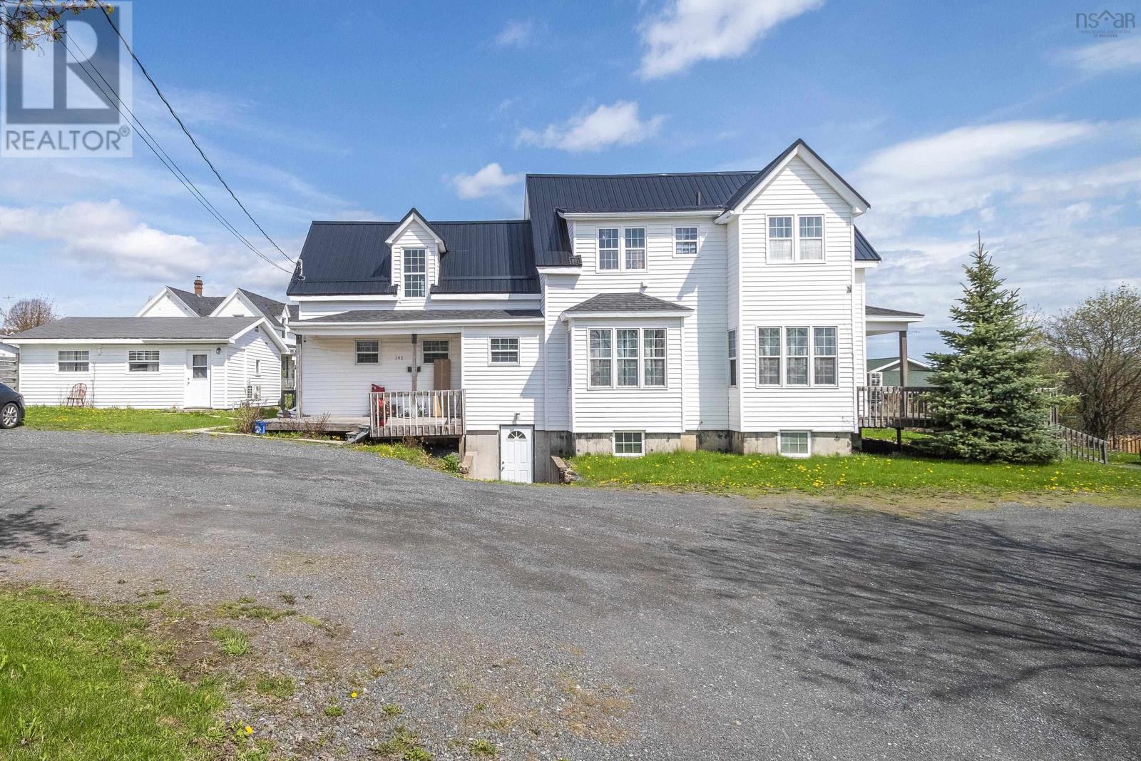 102 North Foord Street, Stellarton, Nova Scotia  B0K 1S0 - Photo 3 - 202613608