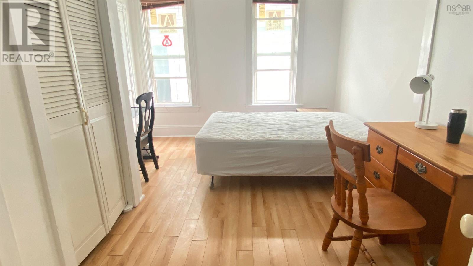 257 Bentinck Street, Cape Breton, Nova Scotia  B1P 1H1 - Photo 3 - 202613708