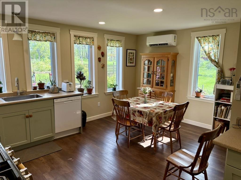 1302 Ridge Road, wolfville, Nova Scotia