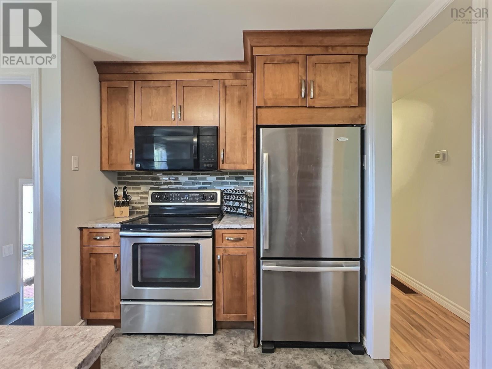 17 Alderney Drive, Enfield, Nova Scotia  B2T 1J7 - Photo 4 - 202613981
