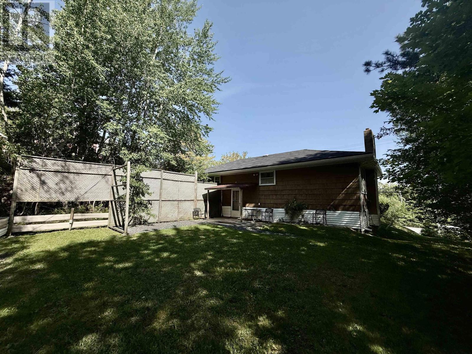 674 Hammonds Plains Road, Bedford, Nova Scotia  B4B 1A7 - Photo 19 - 202613986