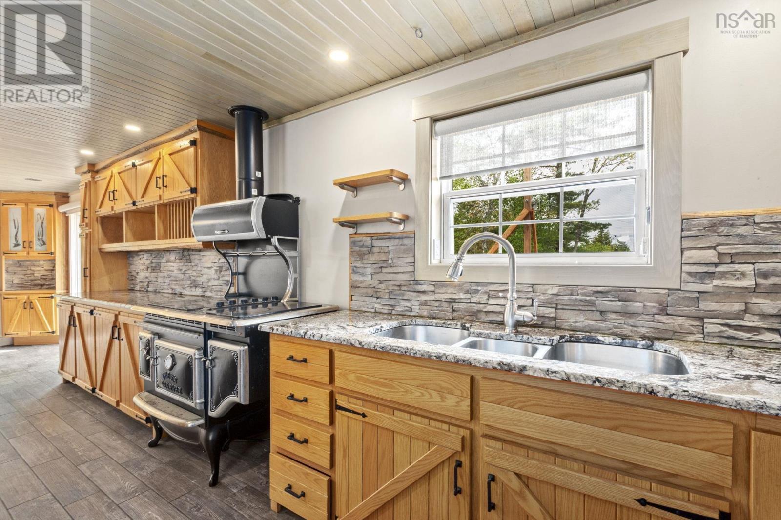 524 Summit Ridge Road, Vaughan, Nova Scotia  B0N 2T0 - Photo 9 - 202614018