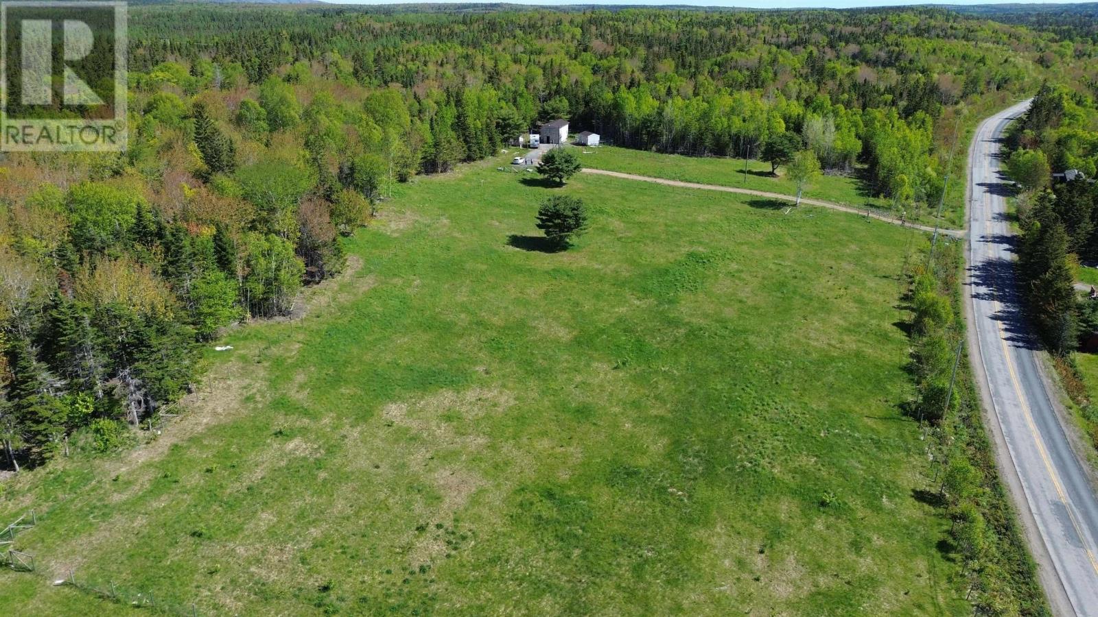 2710 Hillside Boularderie Road, Southside Boularderie, Nova Scotia  B1Y 2S5 - Photo 3 - 202614024